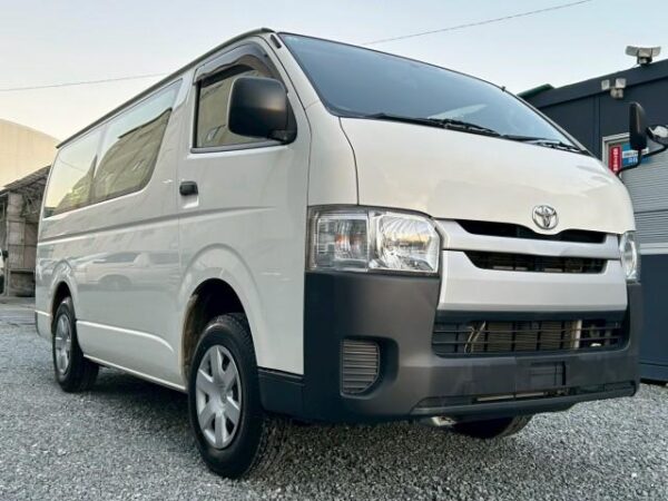 Ref:AUX-19727977 TOYOTA HIACE VAN 2014 - Image 2
