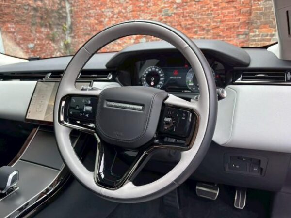 Ref:AUX-19727979 LAND ROVER RANGE ROVER VELAR 2024 - Image 12