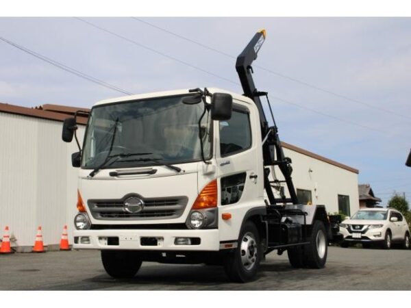Ref:AUX-19728138 HINO HINO RANGER 2015
