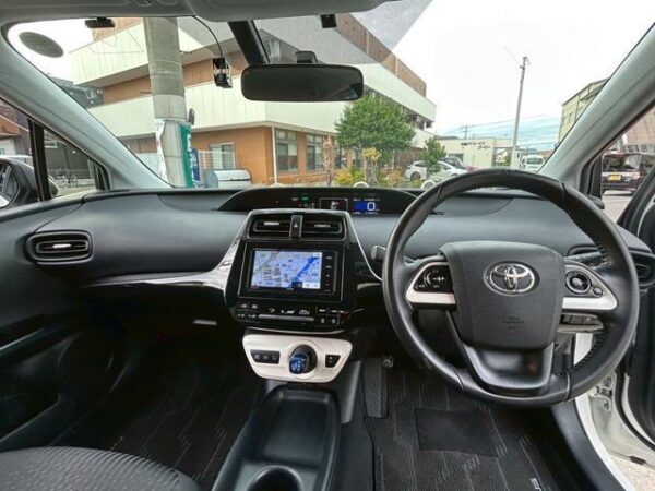 Ref:AUX-19735087 TOYOTA PRIUS 2018 - Image 12