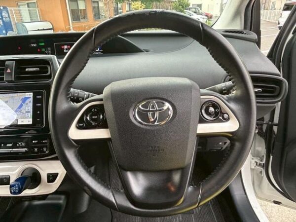 Ref:AUX-19735087 TOYOTA PRIUS 2018 - Image 13