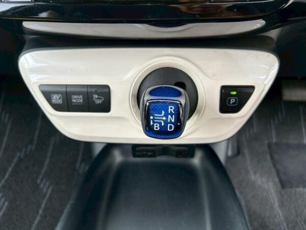 Ref:AUX-19735087 TOYOTA PRIUS 2018 - Image 17
