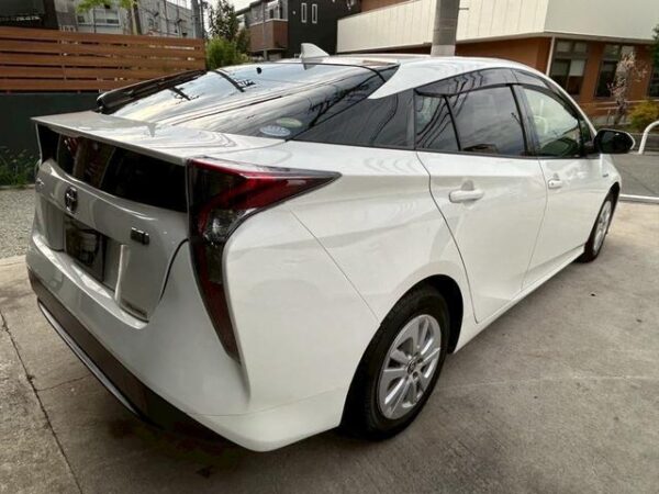 Ref:AUX-19735087 TOYOTA PRIUS 2018 - Image 6