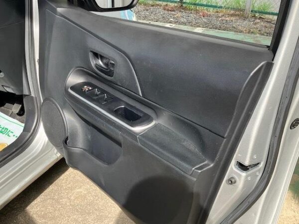 Ref:AUX-19735100 TOYOTA AQUA 2020 - Image 14