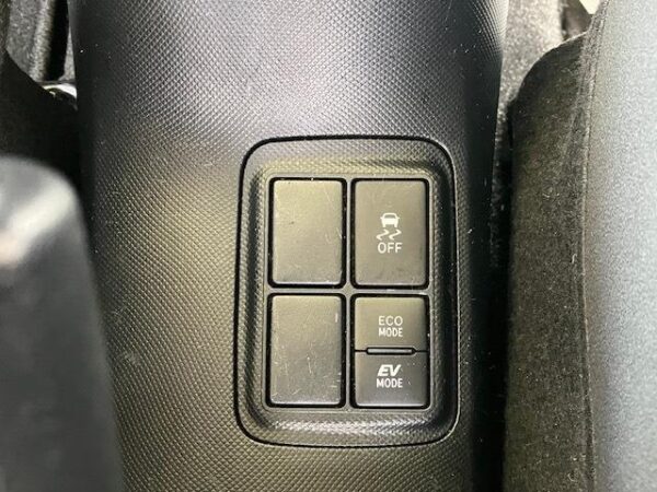 Ref:AUX-19735100 TOYOTA AQUA 2020 - Image 8
