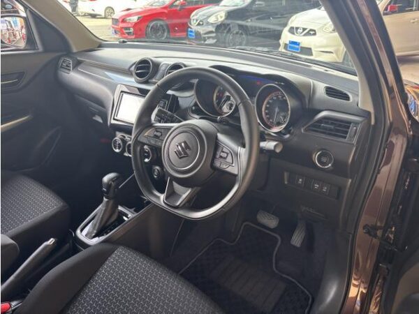 Ref:AUX-19735410 SUZUKI SWIFT 2018 - Image 11
