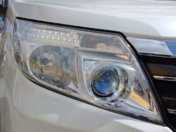 Ref:AUX-19739598 TOYOTA NOAH 2015 - Image 9