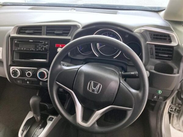 Ref:AUX-19739769 HONDA FIT 2017 - Image 17