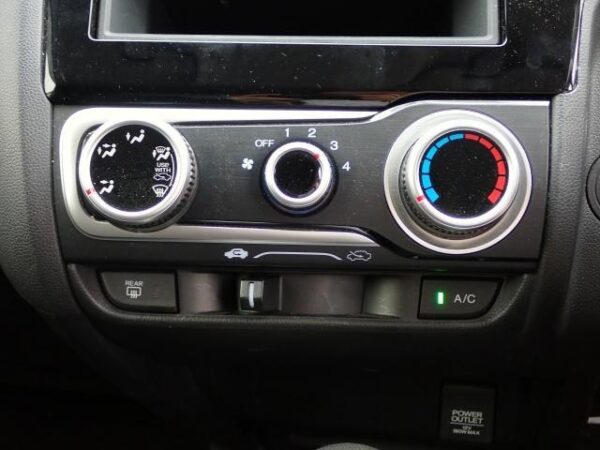 Ref:AUX-19739769 HONDA FIT 2017 - Image 20