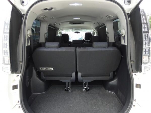 Ref:AUX-19739778 TOYOTA VOXY 2014 - Image 16