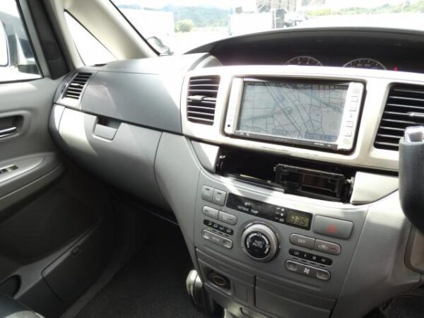 Ref:AUX-19739784 TOYOTA VOXY 2006 - Image 20
