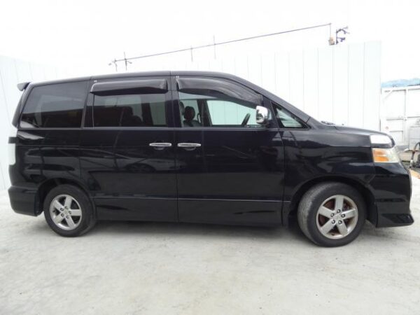 Ref:AUX-19739784 TOYOTA VOXY 2006 - Image 10