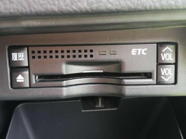 Ref:AUX-19743922 TOYOTA VOXY 2010 - Image 6