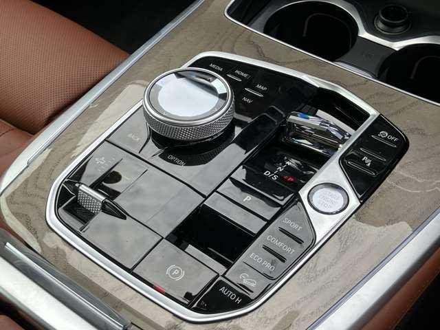 Ref:AUX-19746876 BMW X7 2025 - Image 17