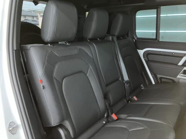 Ref:AUX-19750363 LAND ROVER DEFENDER 2022 - Image 19