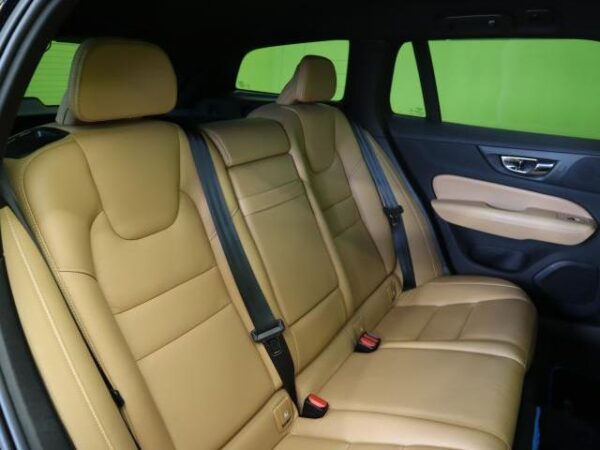 Ref:AUX-19750473 VOLVO V60 2019 - Image 12