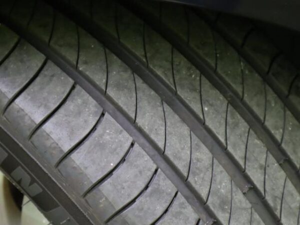 Ref:AUX-19750473 VOLVO V60 2019 - Image 16