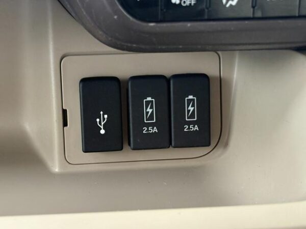 Ref:AUX-19750706 HONDA N-BOX 2017 - Image 11