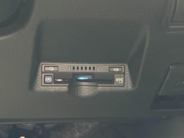 Ref:AUX-19750712 TOYOTA YARIS 2020 - Image 6
