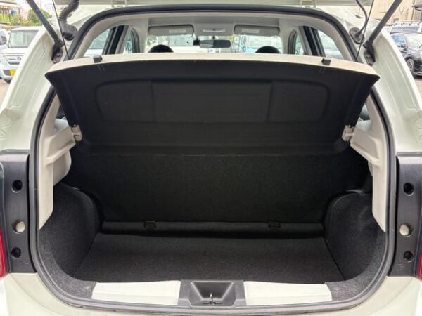 Ref:AUX-19750713 NISSAN MARCH 2017 - Image 12
