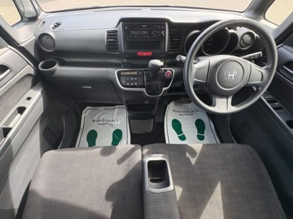 Ref:AUX-19750717 HONDA N-BOX 2017 - Image 2