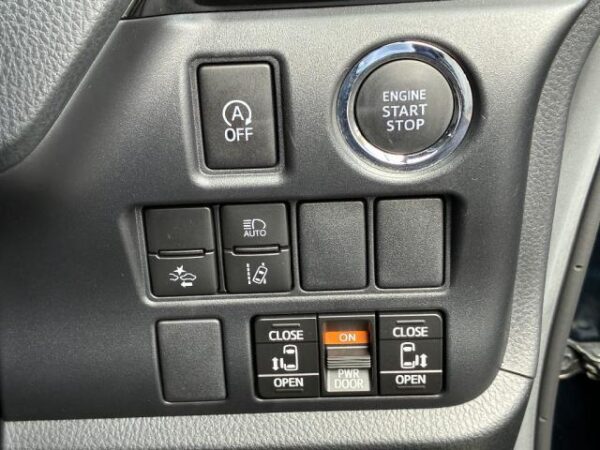 Ref:AUX-19754711 TOYOTA NOAH 2020 - Image 15