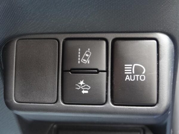 Ref:AUX-19754744 TOYOTA AQUA 2016 - Image 6