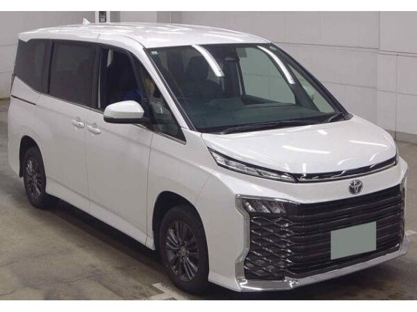 Ref:AUX-19754785 TOYOTA VOXY 2024