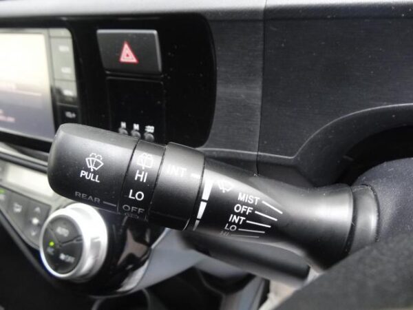 Ref:AUX-19754808 TOYOTA AQUA 2015 - Image 18