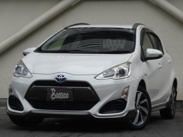 Ref:AUX-19754808 TOYOTA AQUA 2015