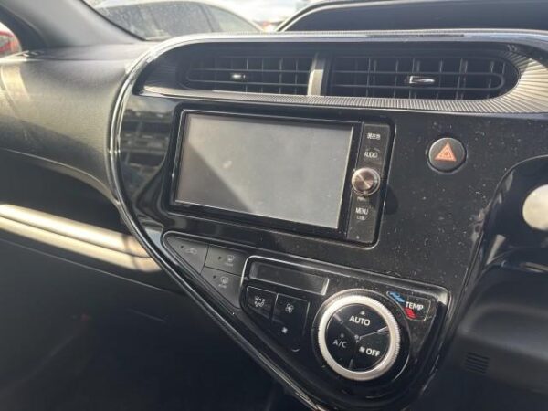 Ref:AUX-19754921 TOYOTA AQUA 2018 - Image 9