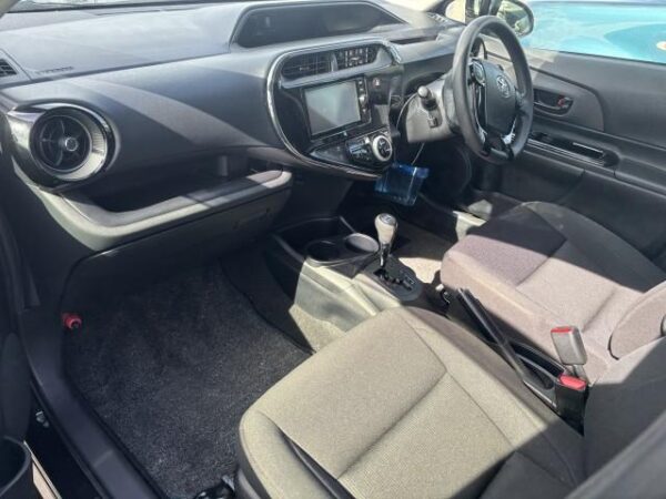 Ref:AUX-19754921 TOYOTA AQUA 2018 - Image 10