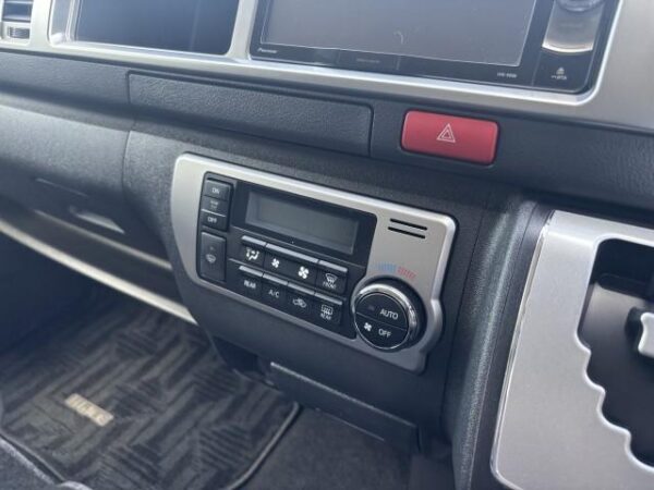Ref:AUX-19754950 TOYOTA HIACE WAGON 2023 - Image 13