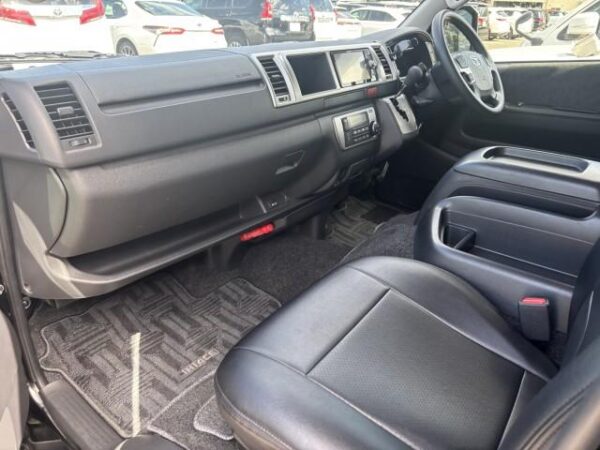 Ref:AUX-19754950 TOYOTA HIACE WAGON 2023 - Image 6
