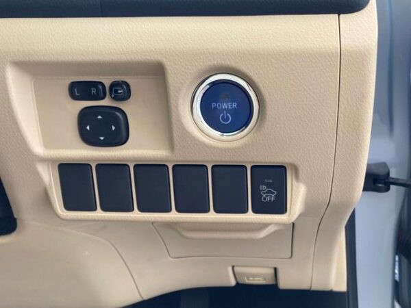 Ref:AUX-19755136 TOYOTA SAI 2015 - Image 16