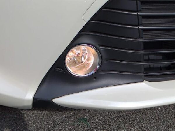 Ref:AUX-19758586 TOYOTA VITZ 2016 - Image 10