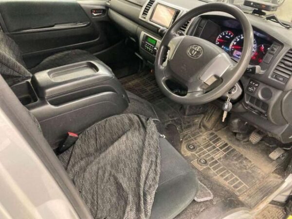Ref:AUX-19758751 TOYOTA HIACE VAN 2015 - Image 4