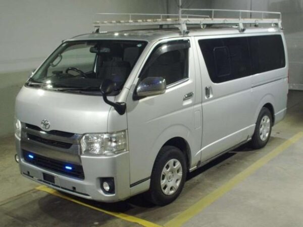 Ref:AUX-19758751 TOYOTA HIACE VAN 2015