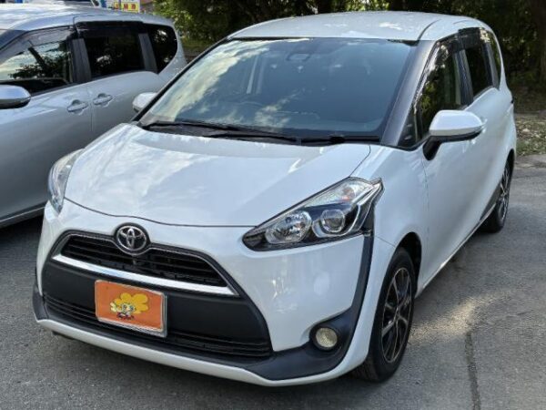 Ref:AUX-19758760 TOYOTA SIENTA 2016