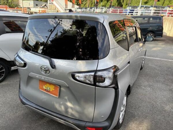 Ref:AUX-19758785 TOYOTA SIENTA 2017 - Image 2