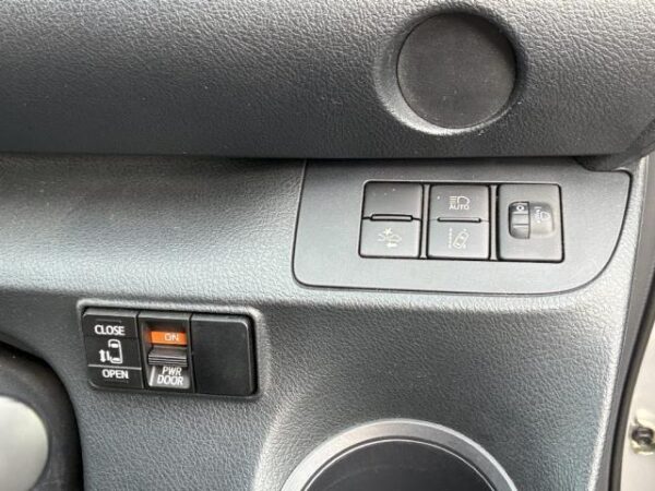 Ref:AUX-19758785 TOYOTA SIENTA 2017 - Image 15