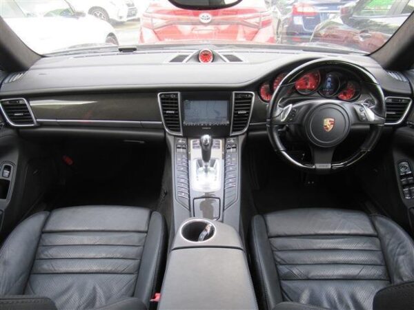Ref:AUX-19758805 PORSCHE Panama 2010 - Image 4