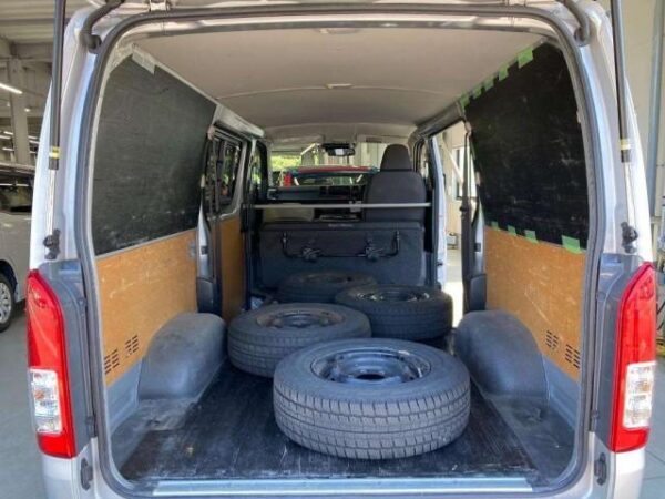 Ref:AUX-19758810 TOYOTA HIACE VAN 2021 - Image 3