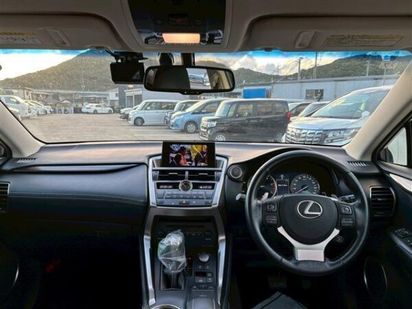 Ref:AUX-19758813 LEXUS NX 2016 - Image 2