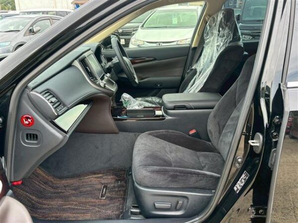 Ref:AUX-19758815 TOYOTA CROWN HYBRID 2016 - Image 3