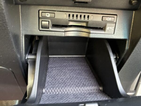 Ref:AUX-19758877 TOYOTA ALPHARD HYBRID 2022 - Image 14