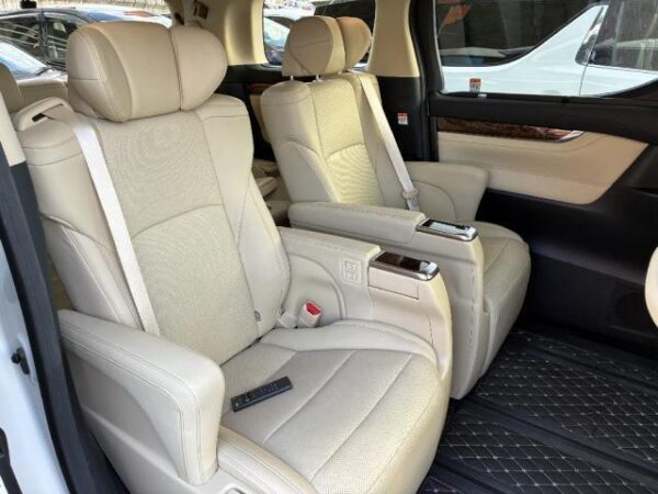 Ref:AUX-19758877 TOYOTA ALPHARD HYBRID 2022 - Image 6