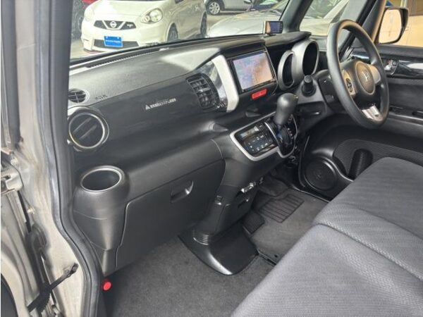 Ref:AUX-19760865 HONDA N-BOX CUSTOM 2013 - Image 12