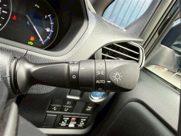 Ref:AUX-19765786 TOYOTA VOXY 2019 - Image 10