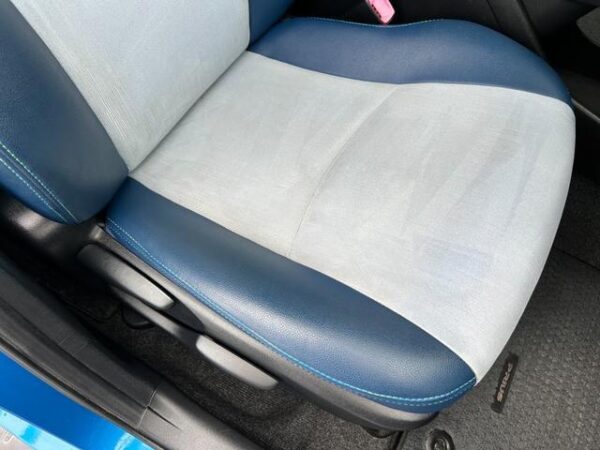 Ref:AUX-19766112 TOYOTA PRIUS 2012 - Image 13